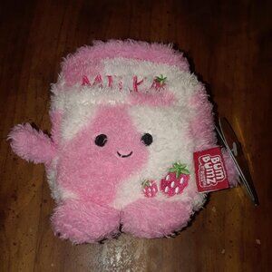 Sunday the Strawberry Milk Bum Bumz (small)